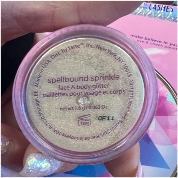 RARE NIB LIMITED EDITION TARTE MAKE BELIEVE IN YOURSELF MAKEUP COLLECTION - Picture 15 of 16